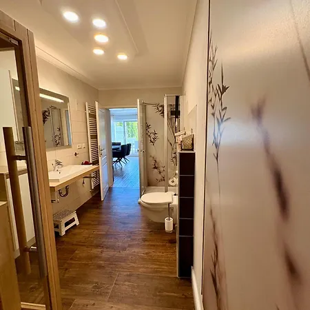 Apartment Kleines Glueck In &meinecardplus